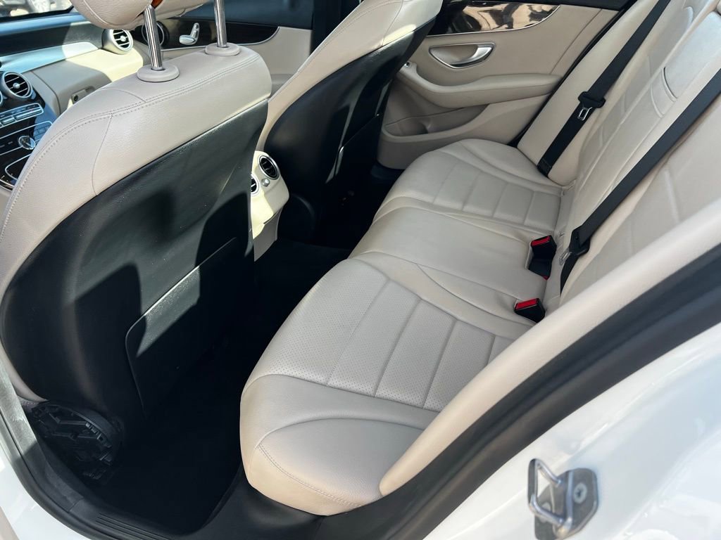 Used 2019 Mercedes-Benz C 300 Sedan image 21