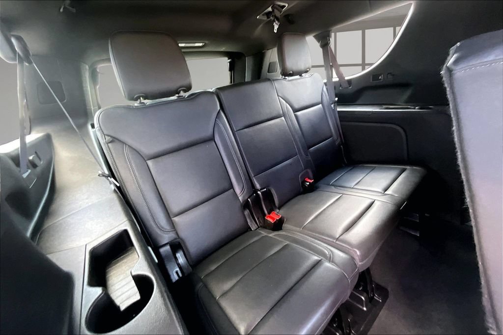 Used 2024 Chevrolet Suburban LT AWD/4WD image 25