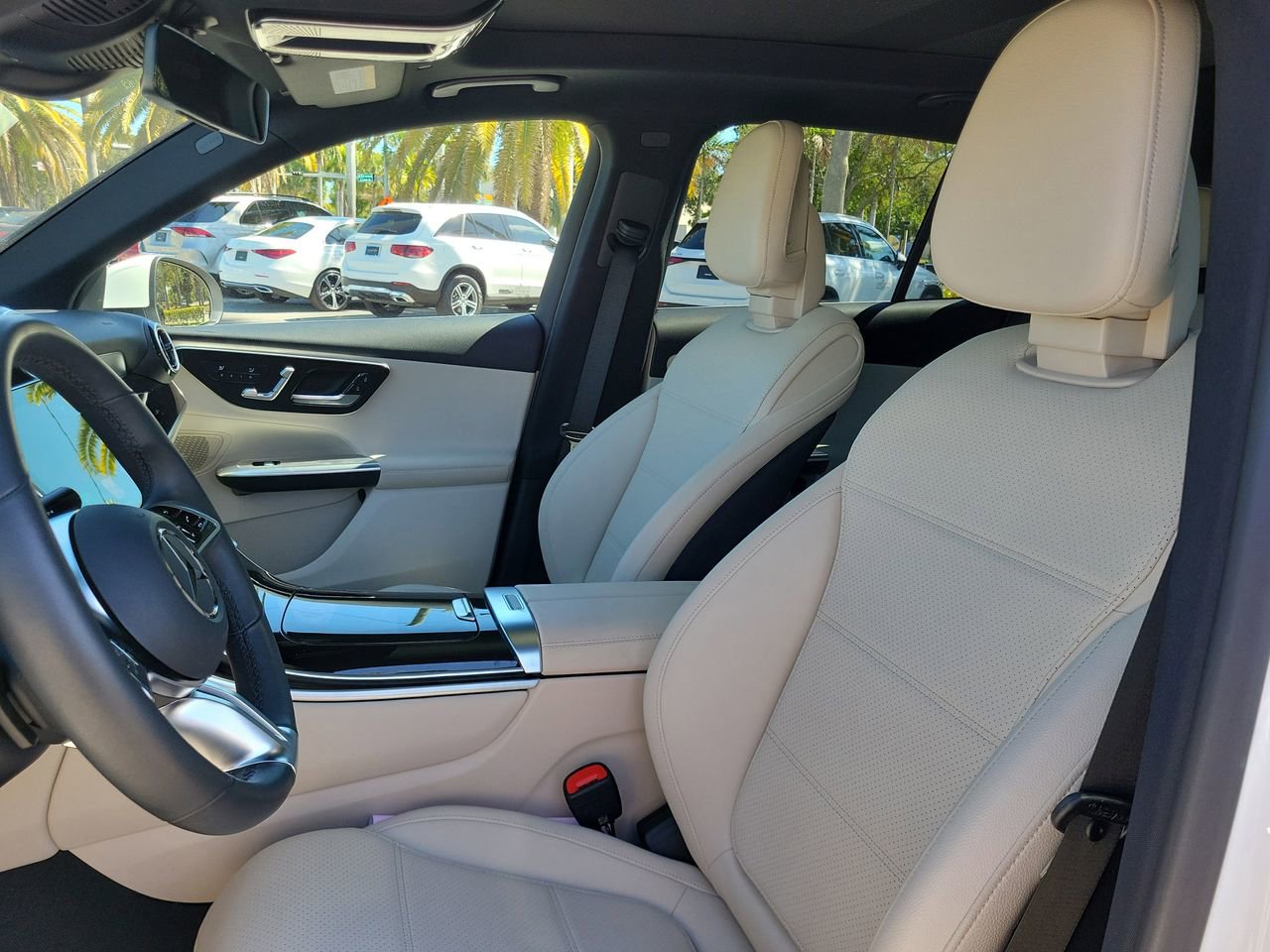 Used 2026 Mercedes-Benz GLC 300 image 21