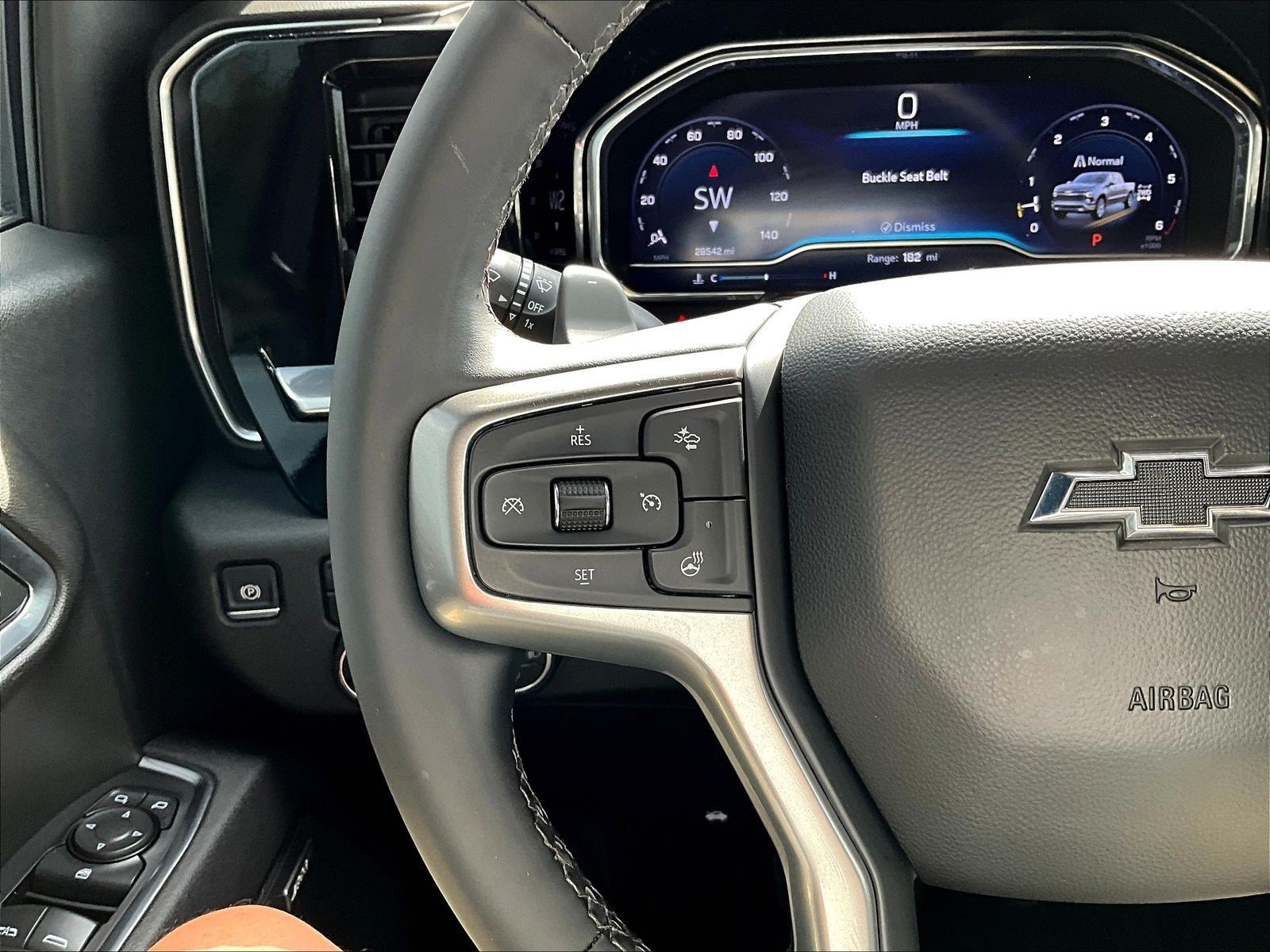 Used 2025 Chevrolet Silverado 1500 RST w/ Convenience Package II AWD/4WD image 11