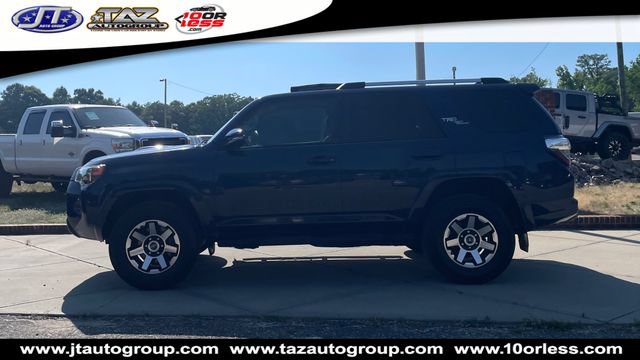 Used 2018 Toyota 4Runner TRD Off-Road Premium AWD/4WD image 4