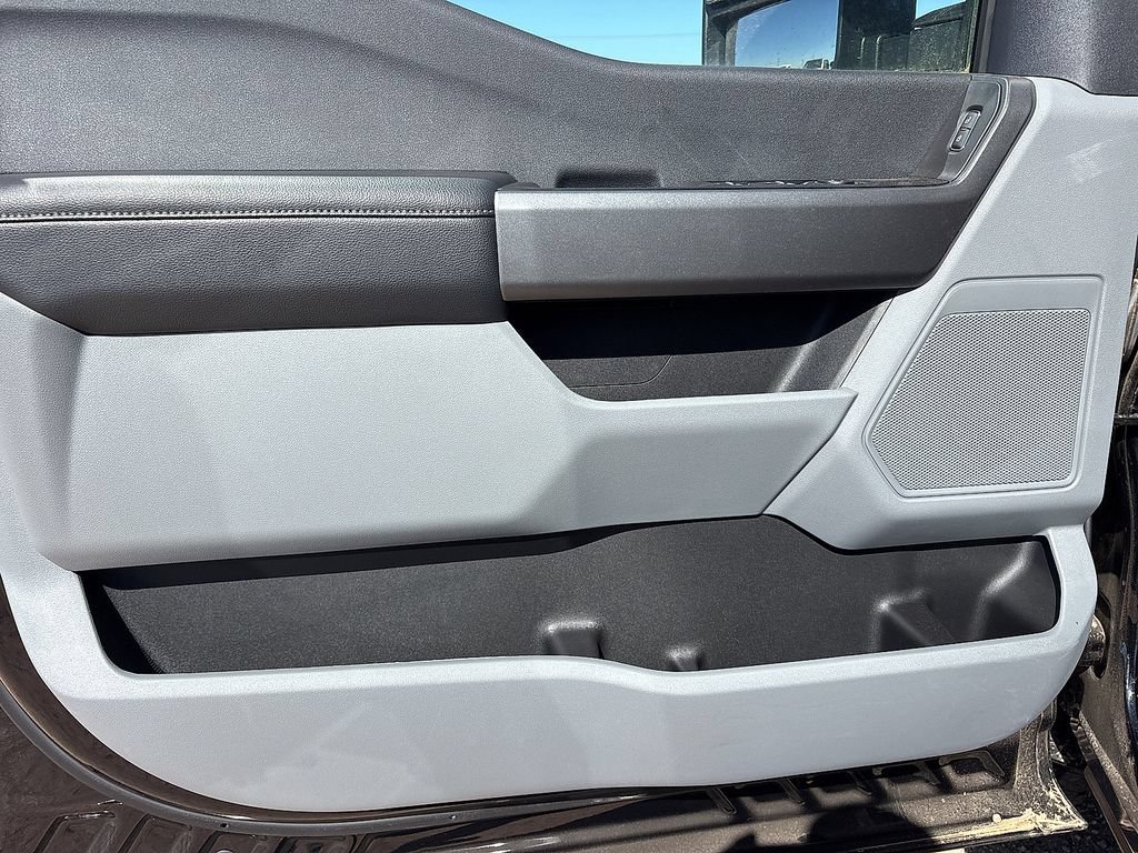 New 2026 Ford F250 XL w/ STX Appearance Package AWD/4WD image 18