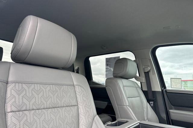 Used 2023 Toyota Tundra Limited AWD/4WD image 18