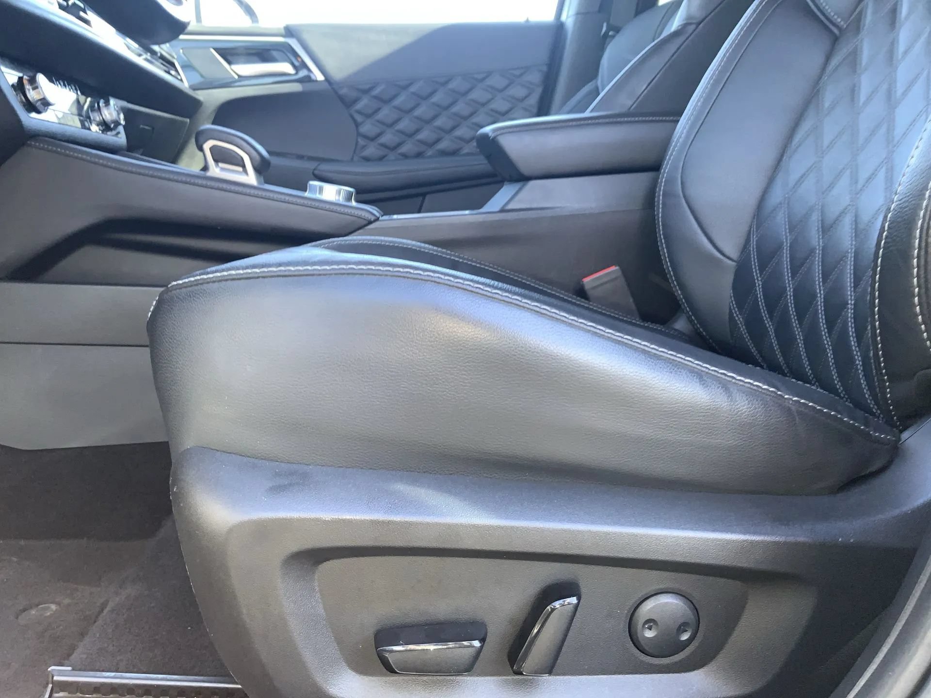 Used 2022 Mitsubishi Outlander SEL FWD image 14