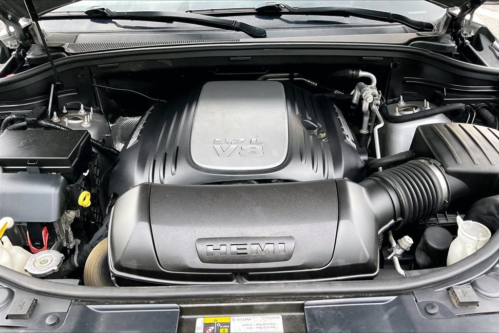Used 2020 Dodge Durango R/T w/ Blacktop Package AWD/4WD image 10