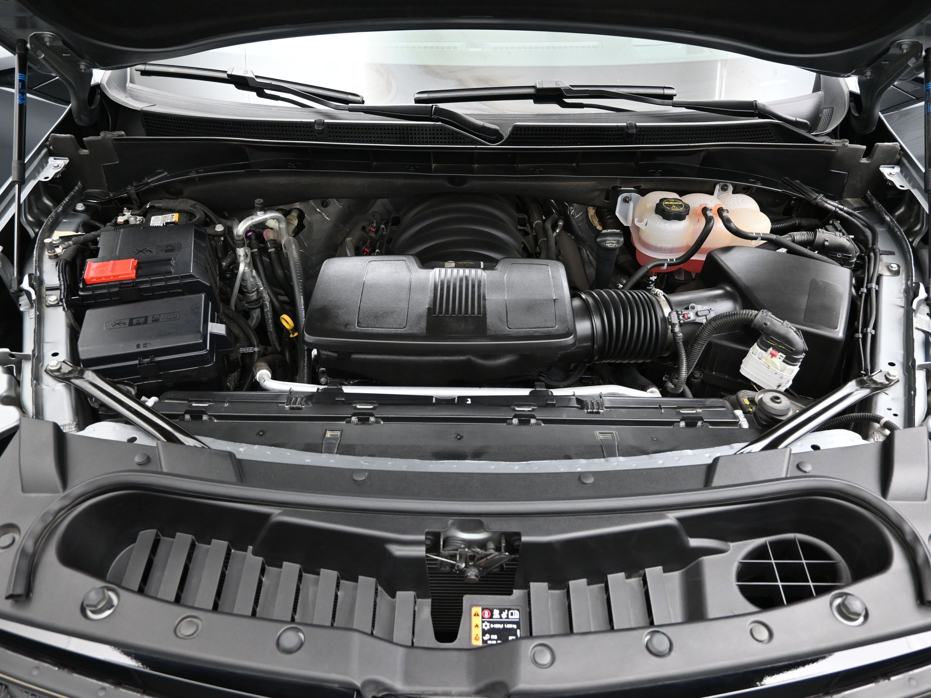 Used 2026 Cadillac Escalade Sport w/ Touring Package image 8