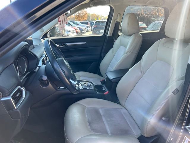 Used 2017 MAZDA CX-5 Touring image 12