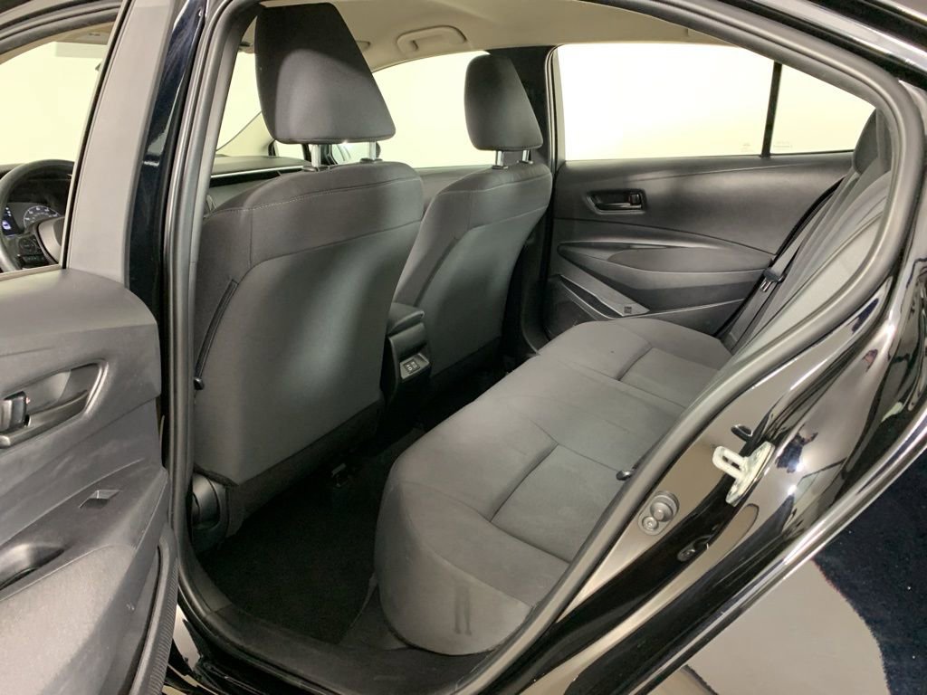 Used 2023 Toyota Corolla LE image 30