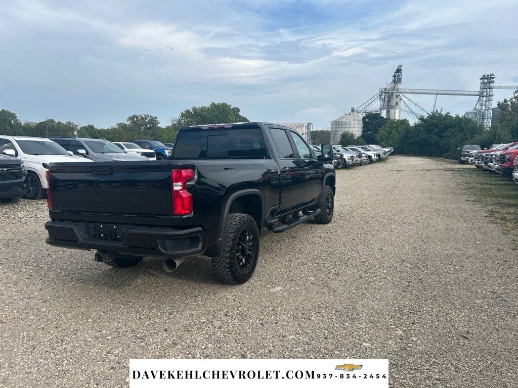 Used 2022 Chevrolet Silverado 2500 LTZ w/ LTZ Plus Package AWD/4WD image 5