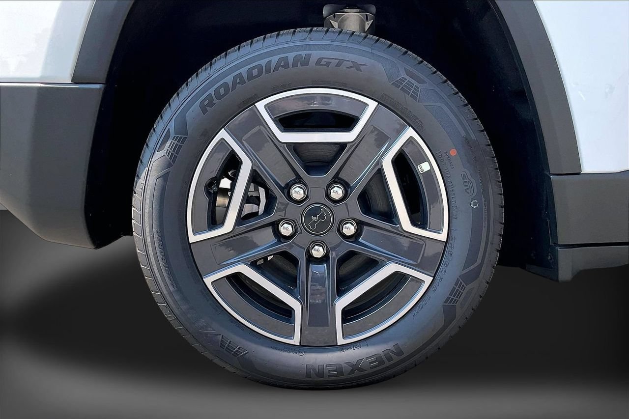 New 2026 Jeep Cherokee Laredo AWD/4WD image 29