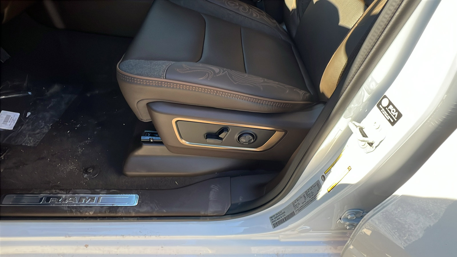 New 2026 RAM 1500 Limited image 17