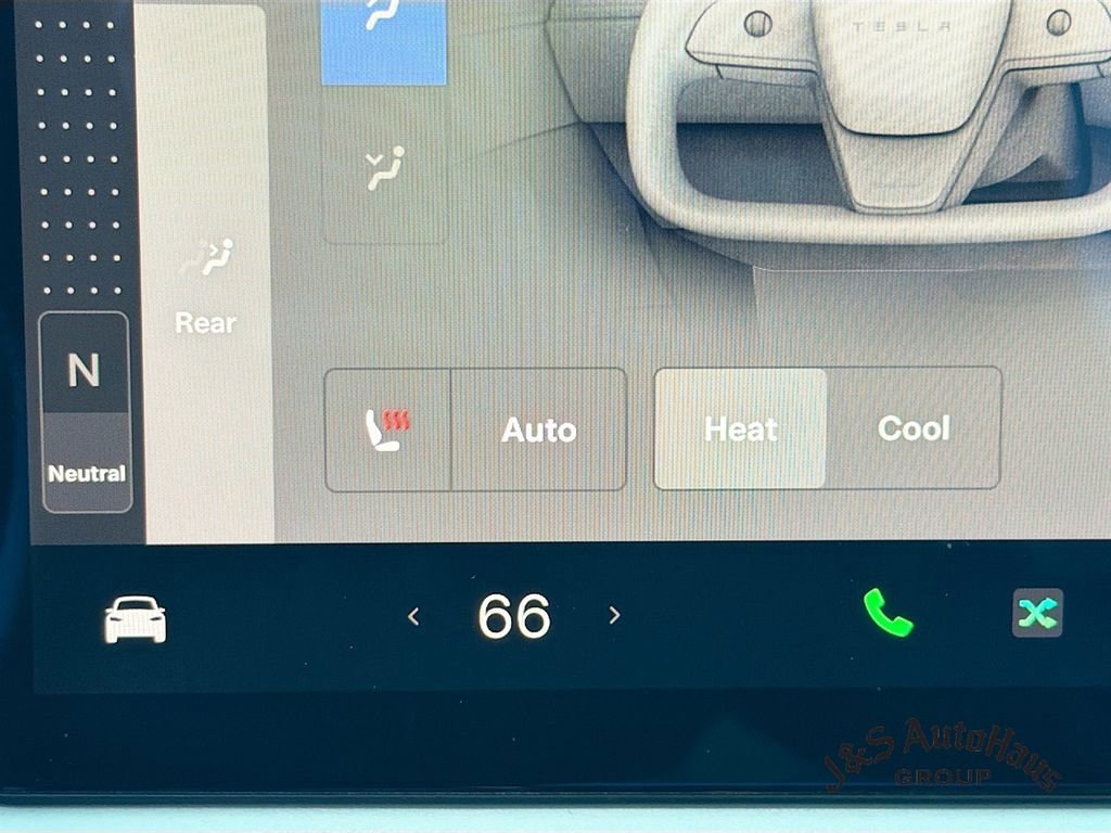 Used 2022 Tesla Model X Plaid image 26