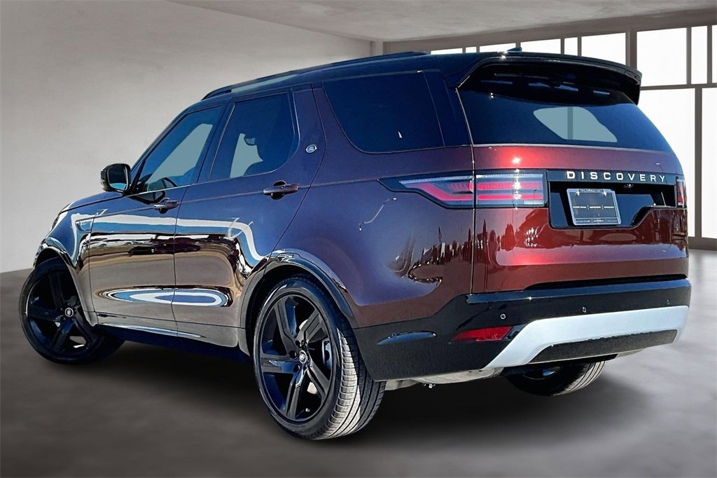 New 2026 Land Rover Discovery Limited Edition image 3