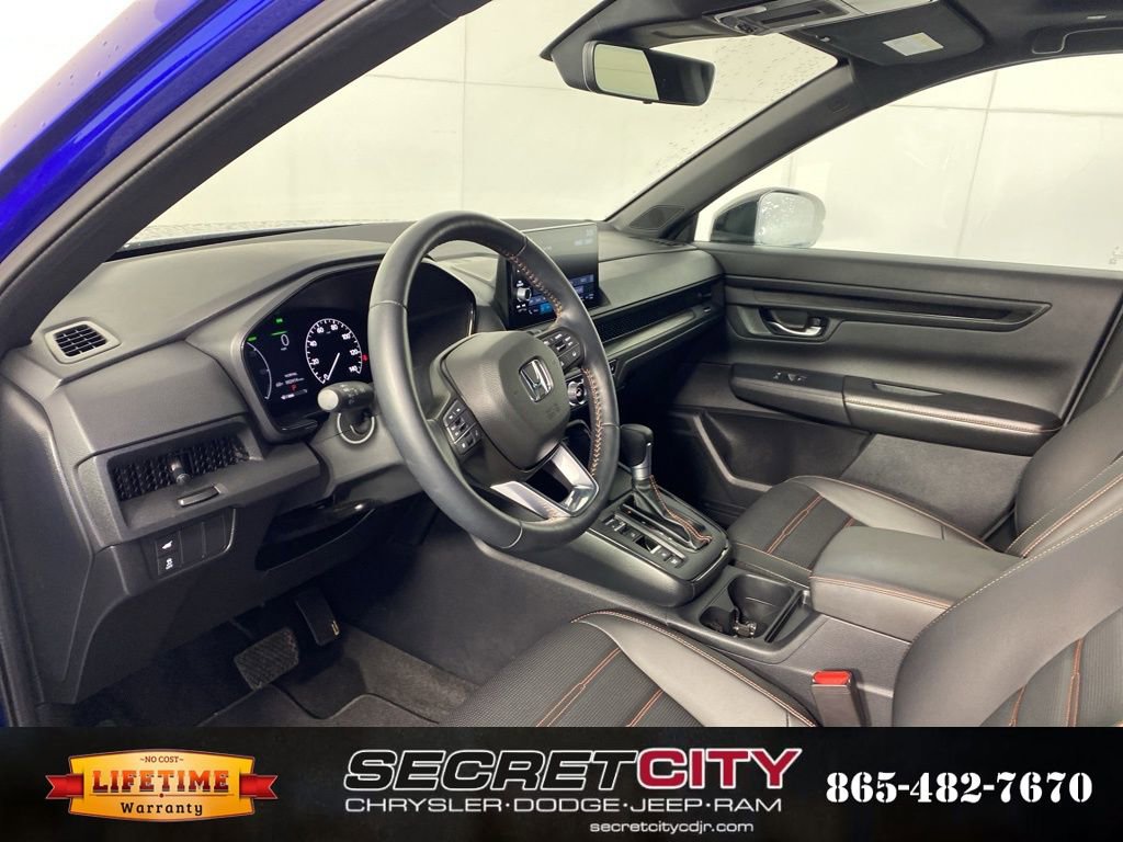 Used 2025 Honda CR-V Sport-L image 11