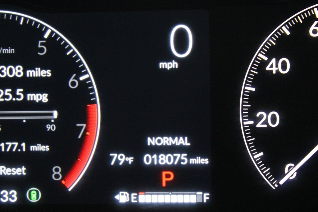 Used 2024 Honda CR-V EX image 3