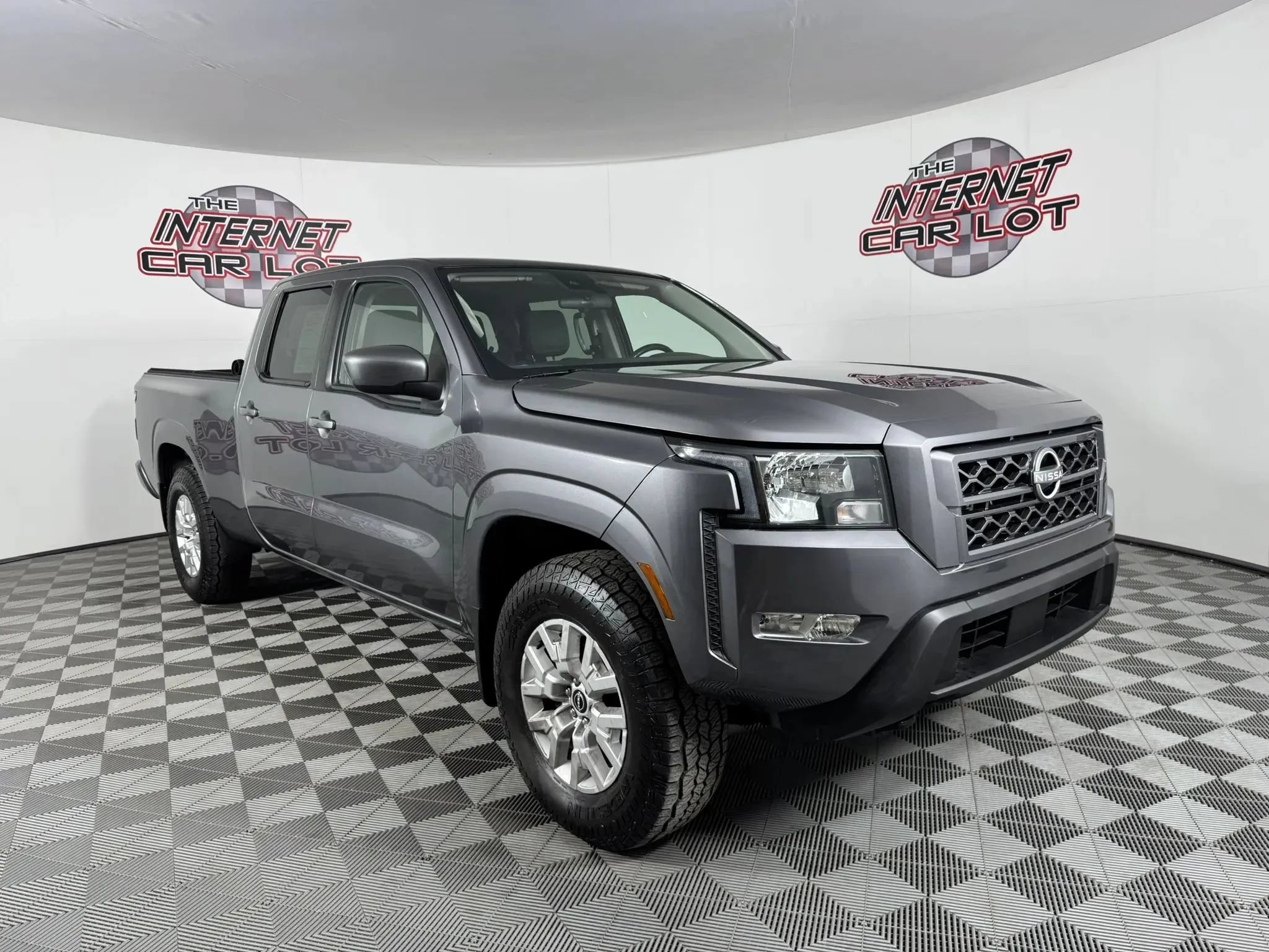 Used 2022 Nissan Frontier SV w/ Technology Package AWD/4WD image 9