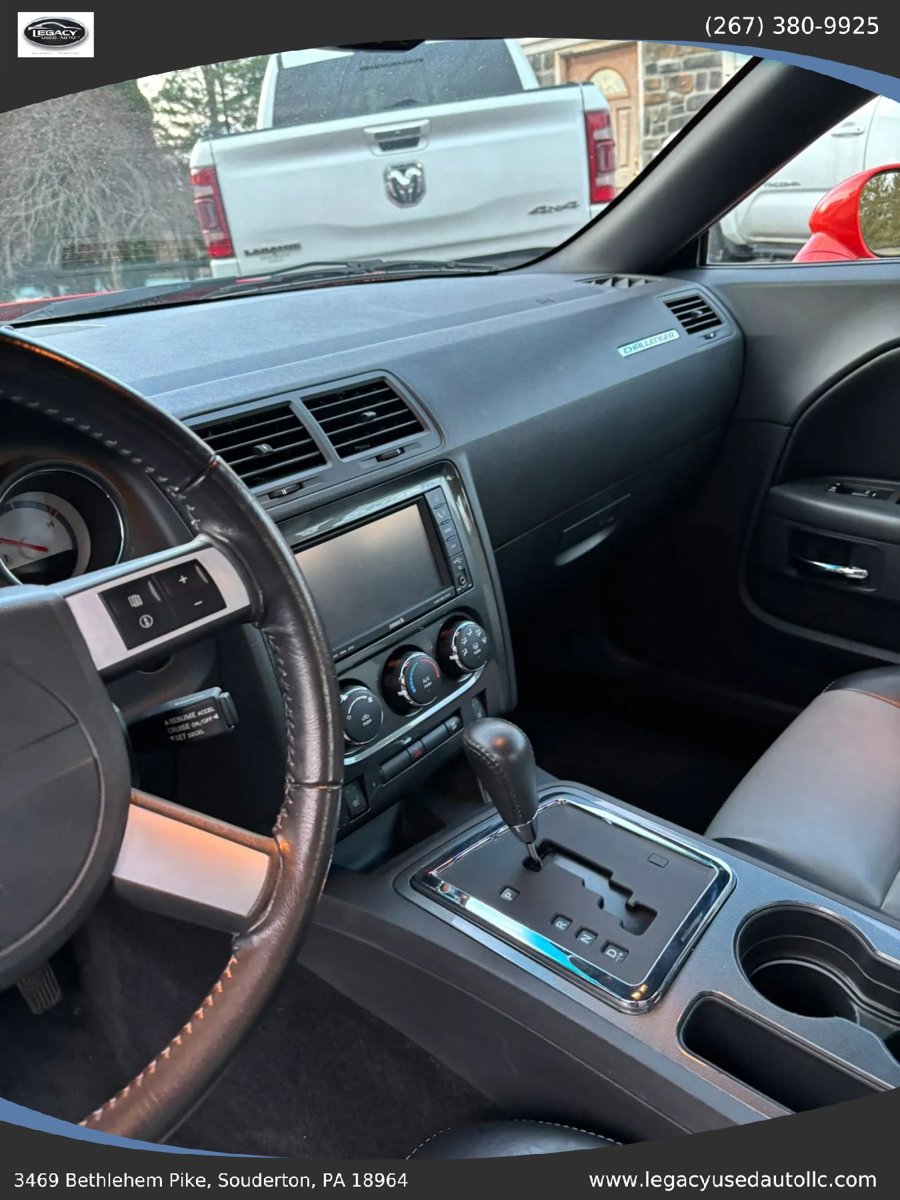 Used 2009 Dodge Challenger R/T RWD image 23