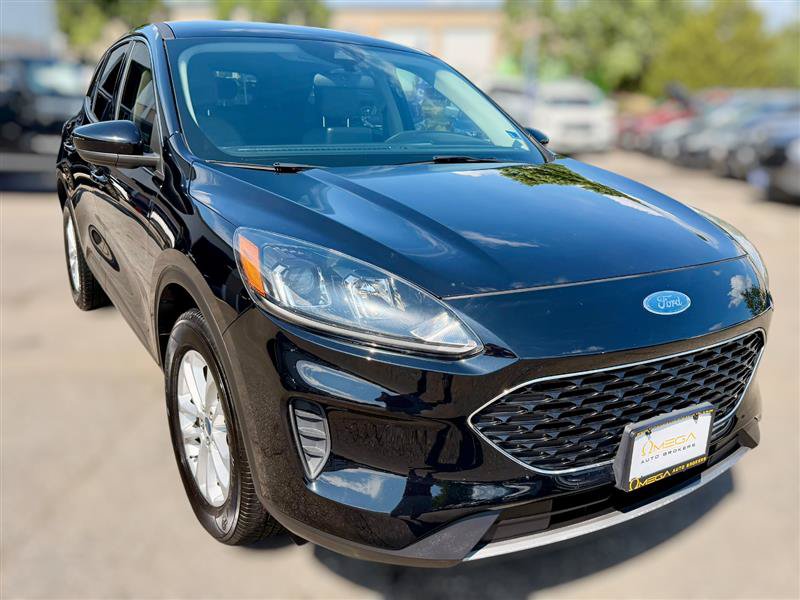 Used 2020 Ford Escape SE AWD/4WD image 3