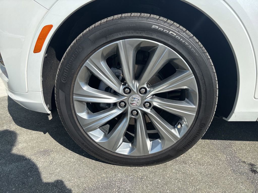 Used 2024 Buick Envista Avenir image 11
