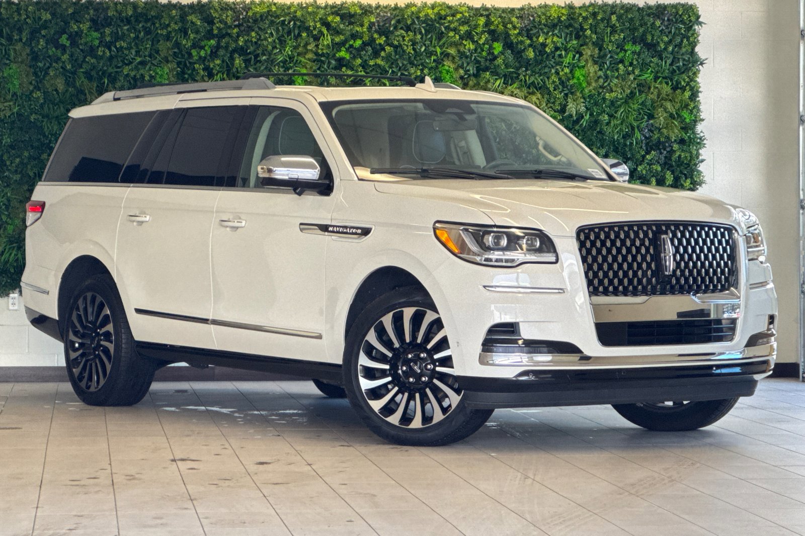 Certified 2023 Lincoln Navigator L Black Label