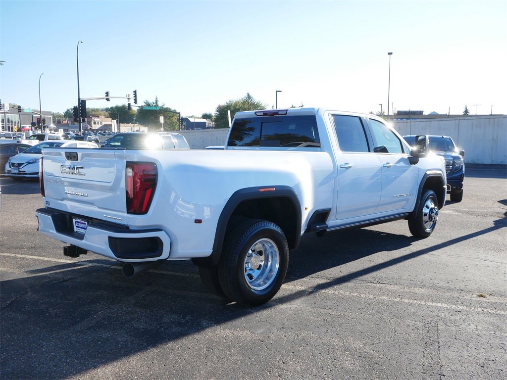 New 2026 GMC Sierra 3500 Denali Ultimate image 3