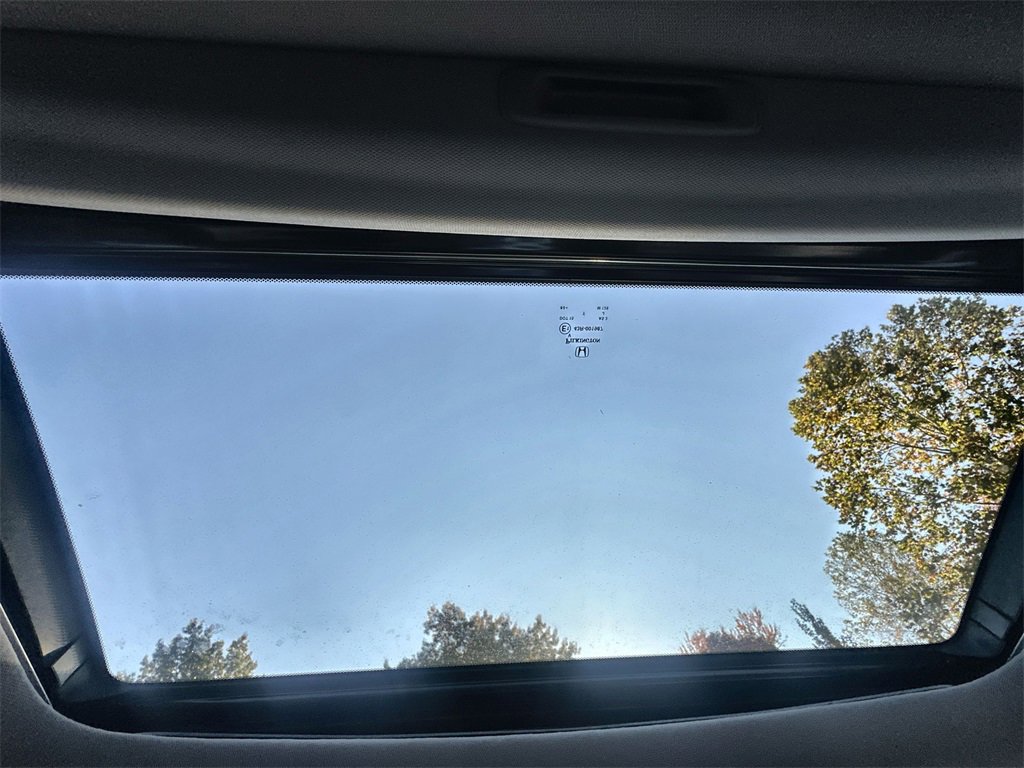 Used 2022 Honda Pilot Touring image 16