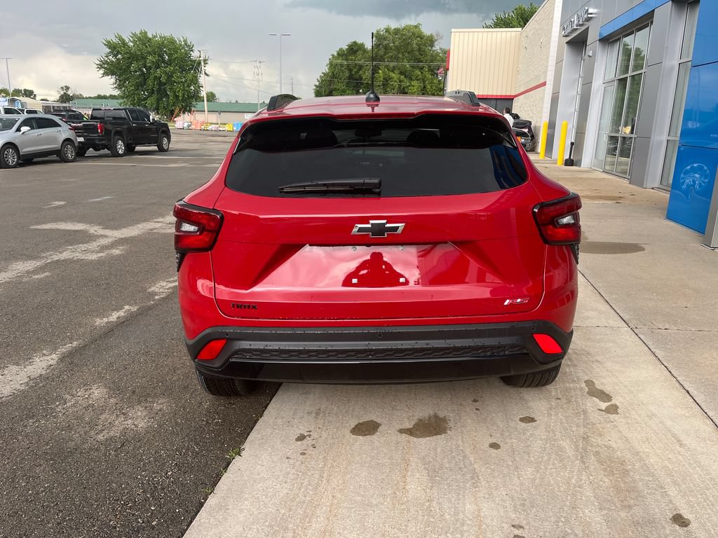 New 2026 Chevrolet Trax RS w/ Driver Confidence Package FWD image 6