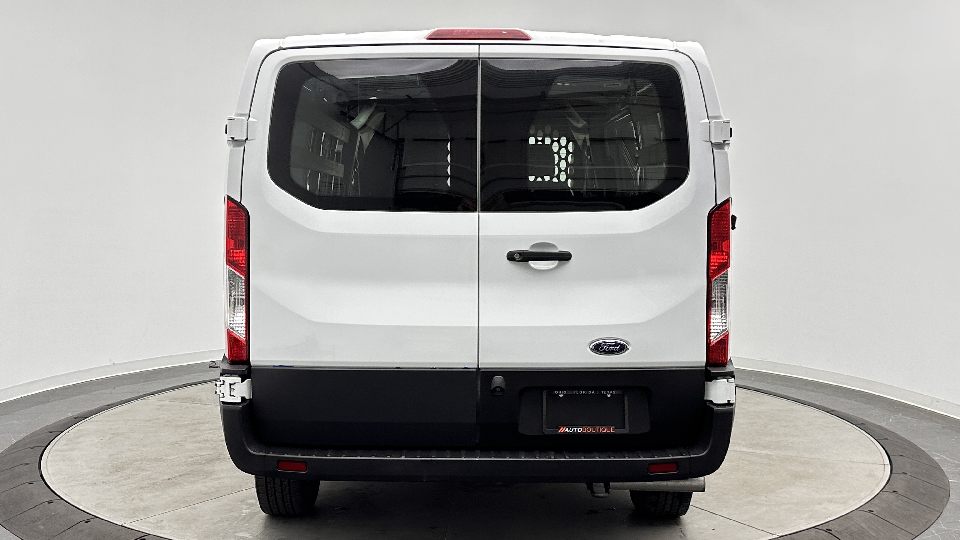 Used 2025 Ford Transit 250 Low Roof w/ Exterior Upgrade Package RWD image 6