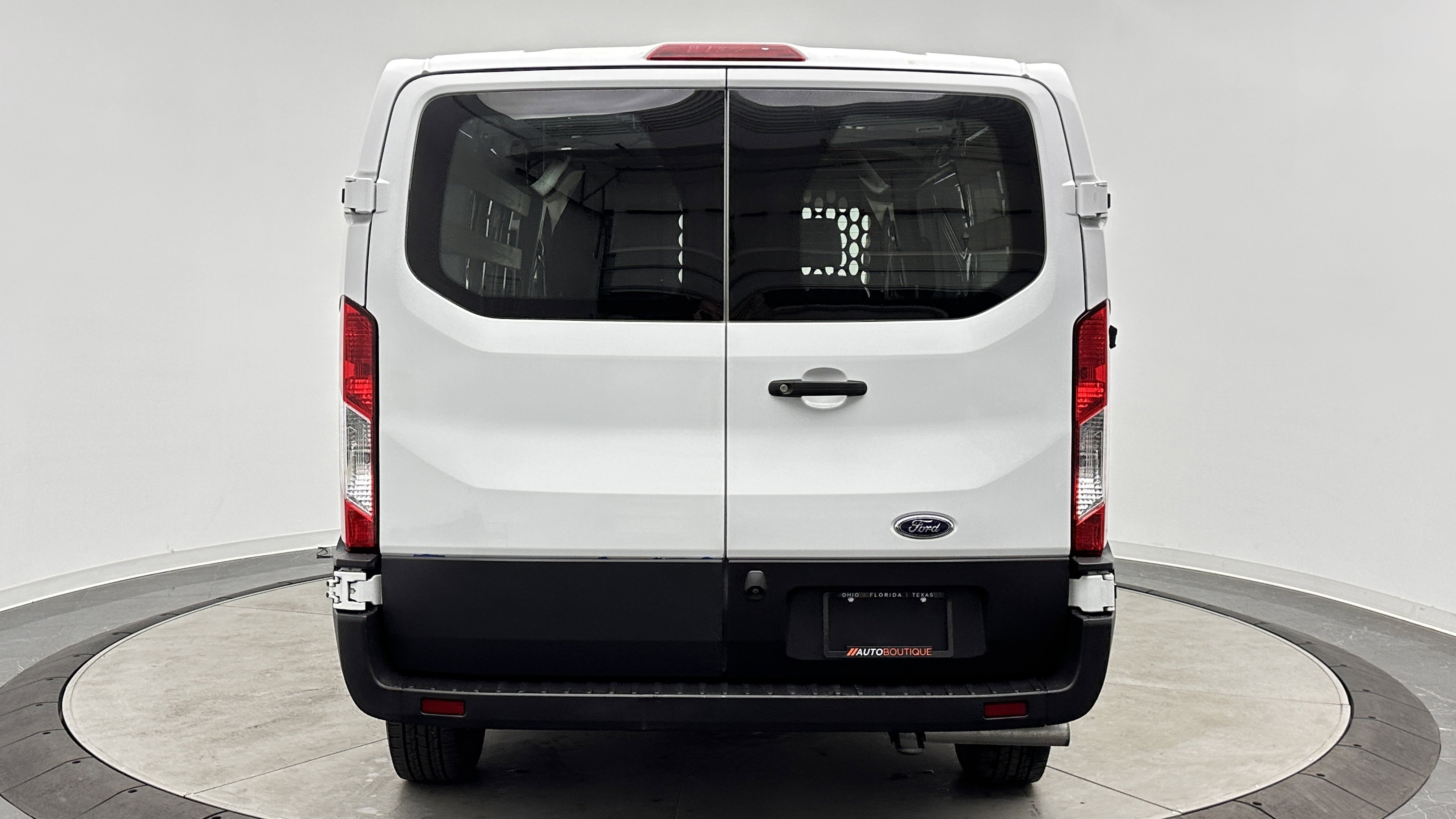 Used 2025 Ford Transit 250 Low Roof w/ Exterior Upgrade Package RWD image 6