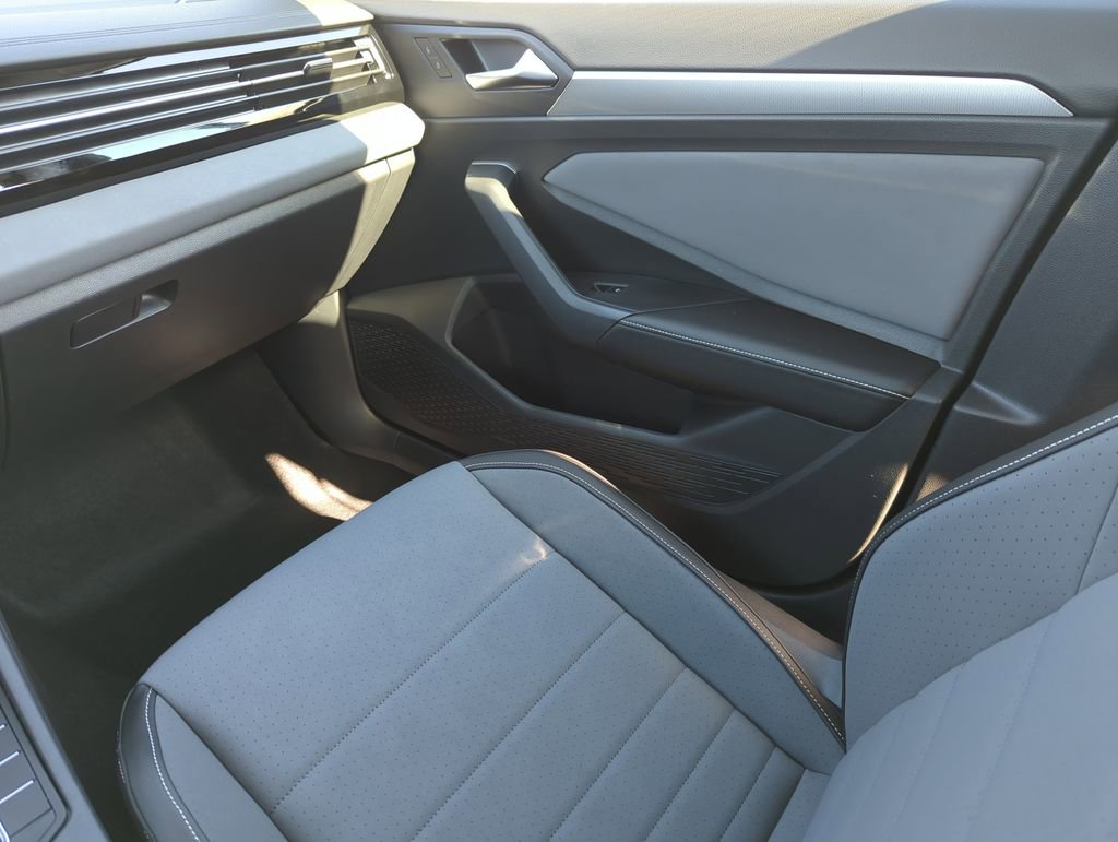 New 2026 Volkswagen Jetta SE image 23