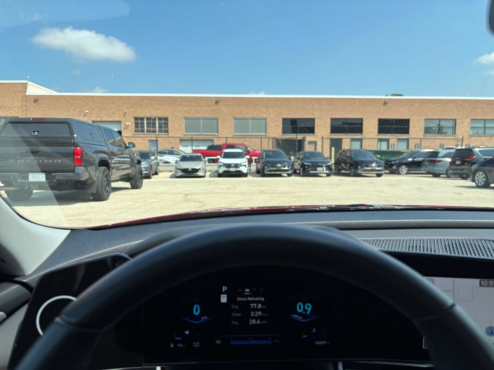 Used 2025 Hyundai Elantra Limited FWD image 33