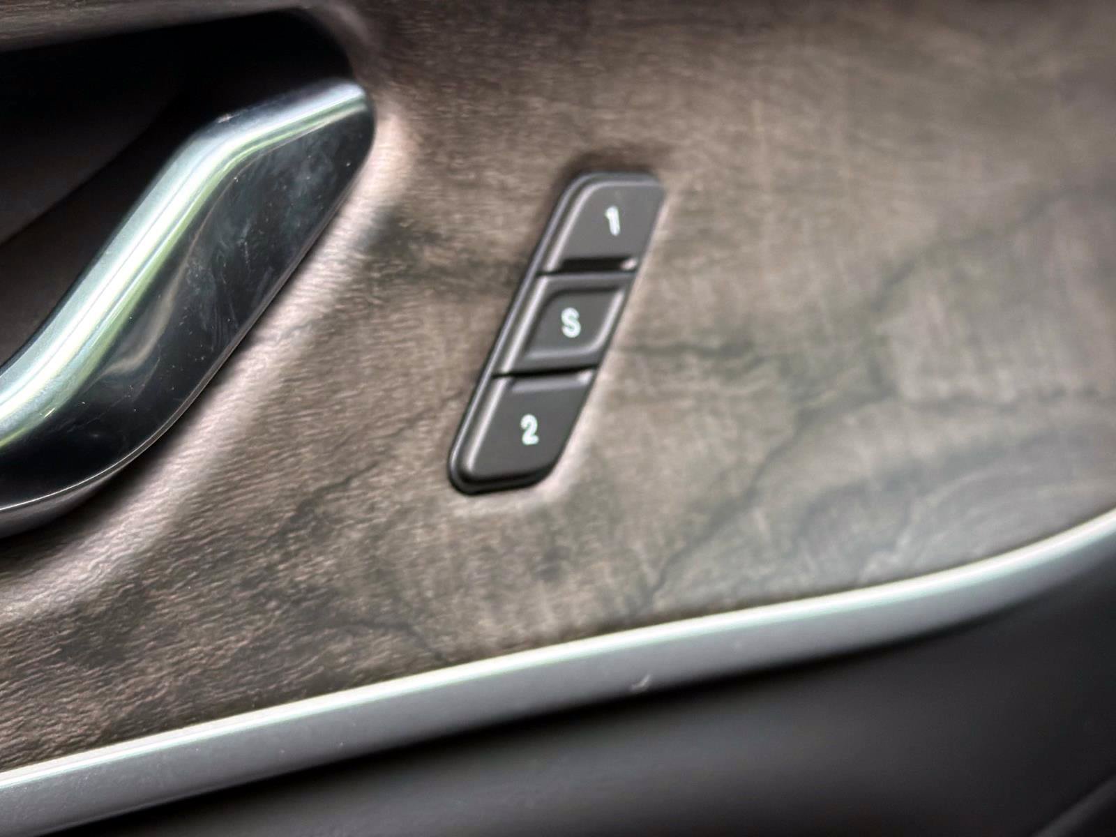 New 2026 Jeep Grand Cherokee L Limited AWD/4WD image 11