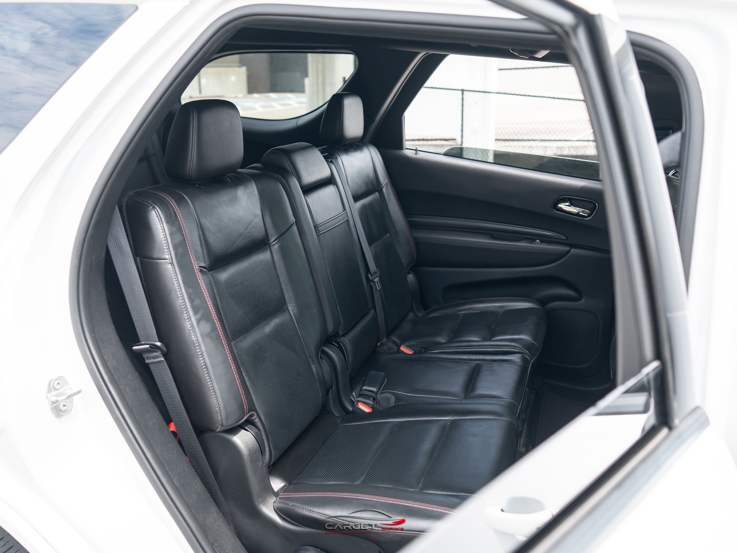 Used 2022 Dodge Durango R/T w/ Blacktop Package AWD/4WD image 18
