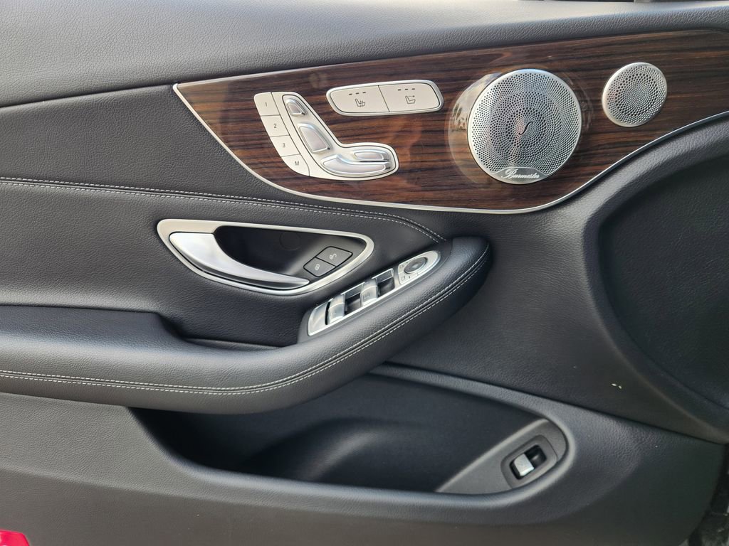 Used 2017 Mercedes-Benz C 300 Cabriolet image 23