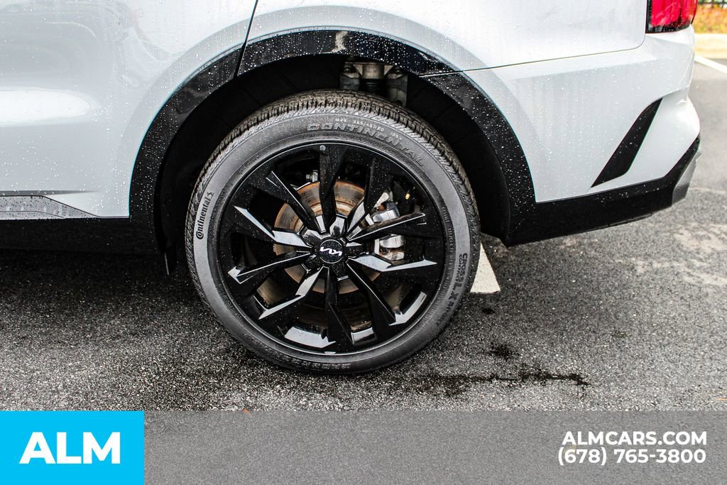 Used 2023 Kia Sorento SX image 16