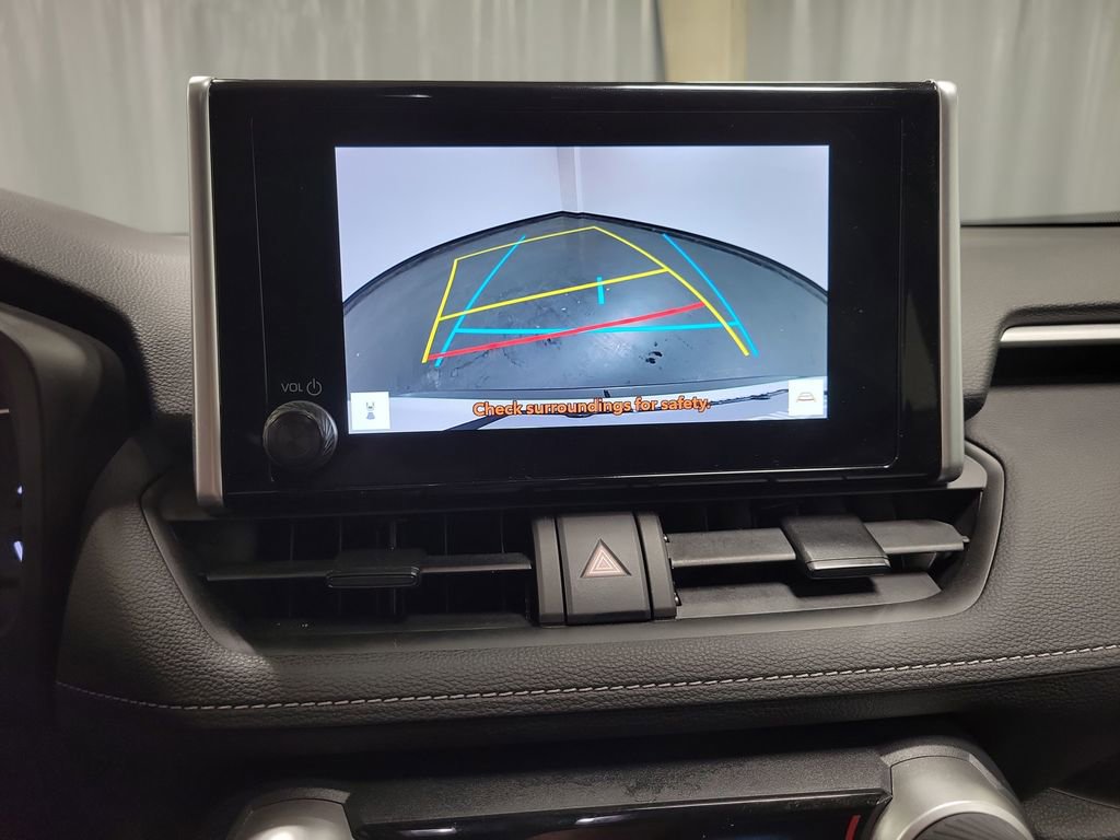 Used 2023 Toyota RAV4 LE image 17
