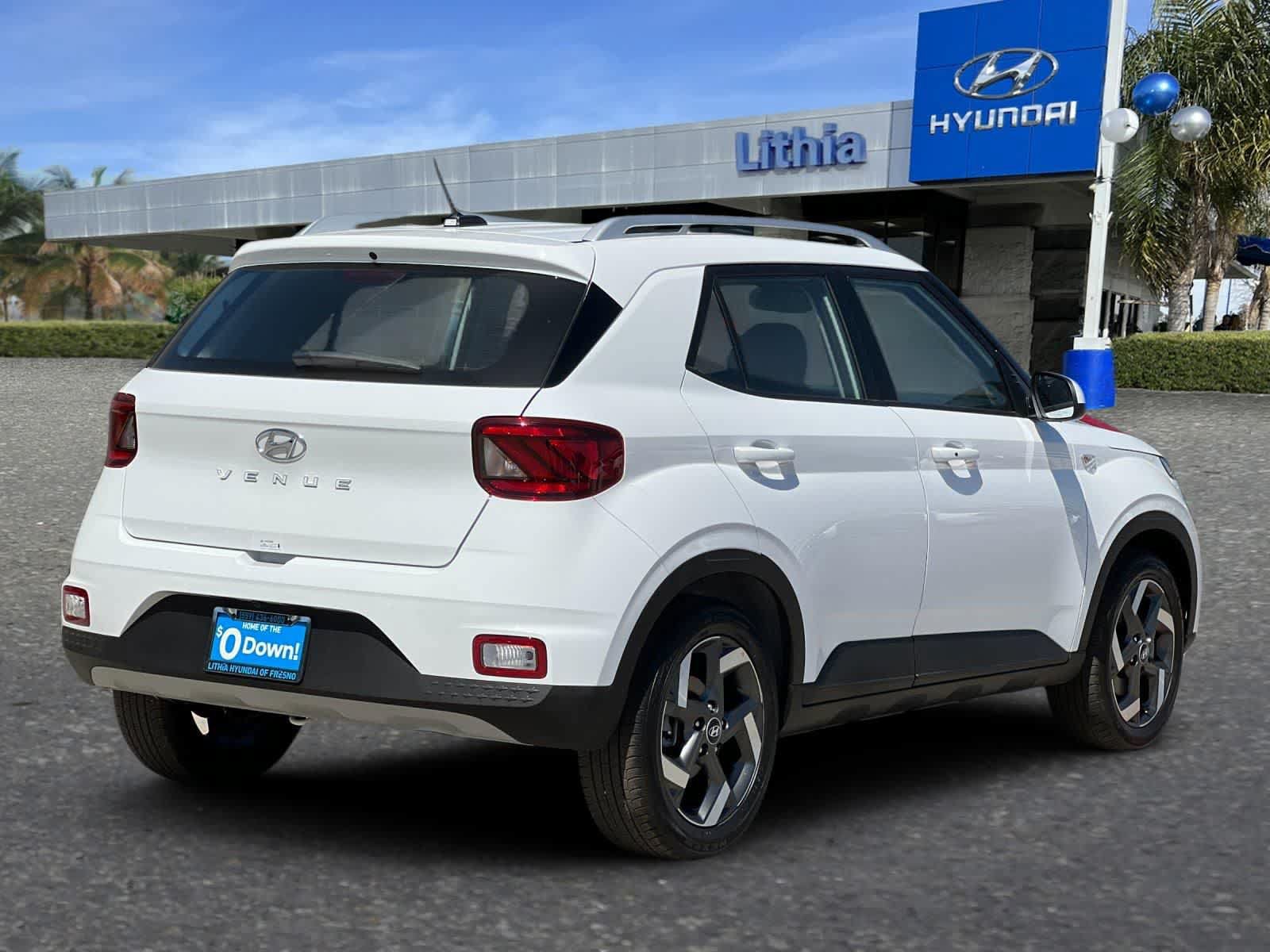 New 2026 Hyundai Venue SEL FWD image 2