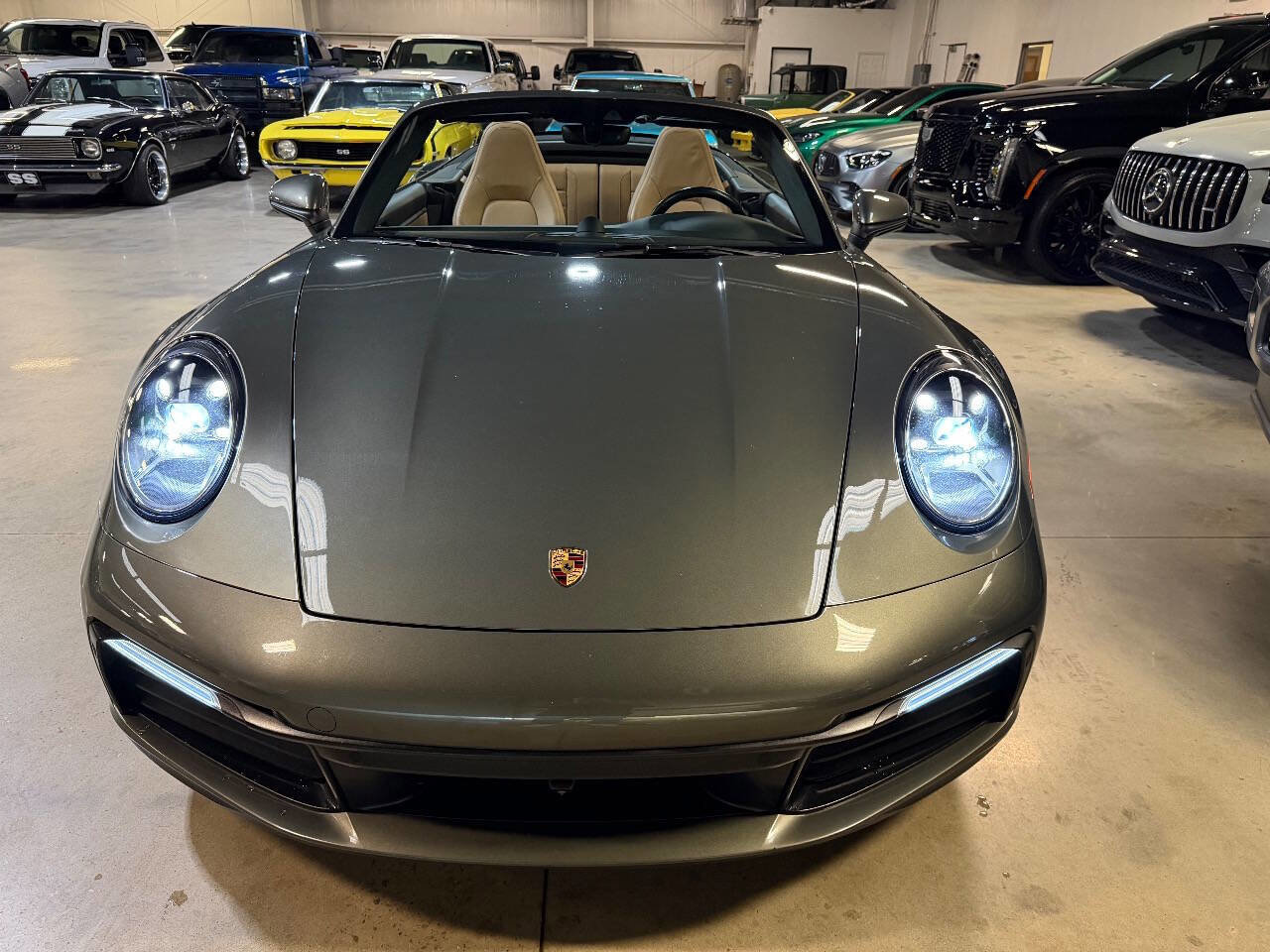 Used 2023 Porsche 911 Carrera image 32
