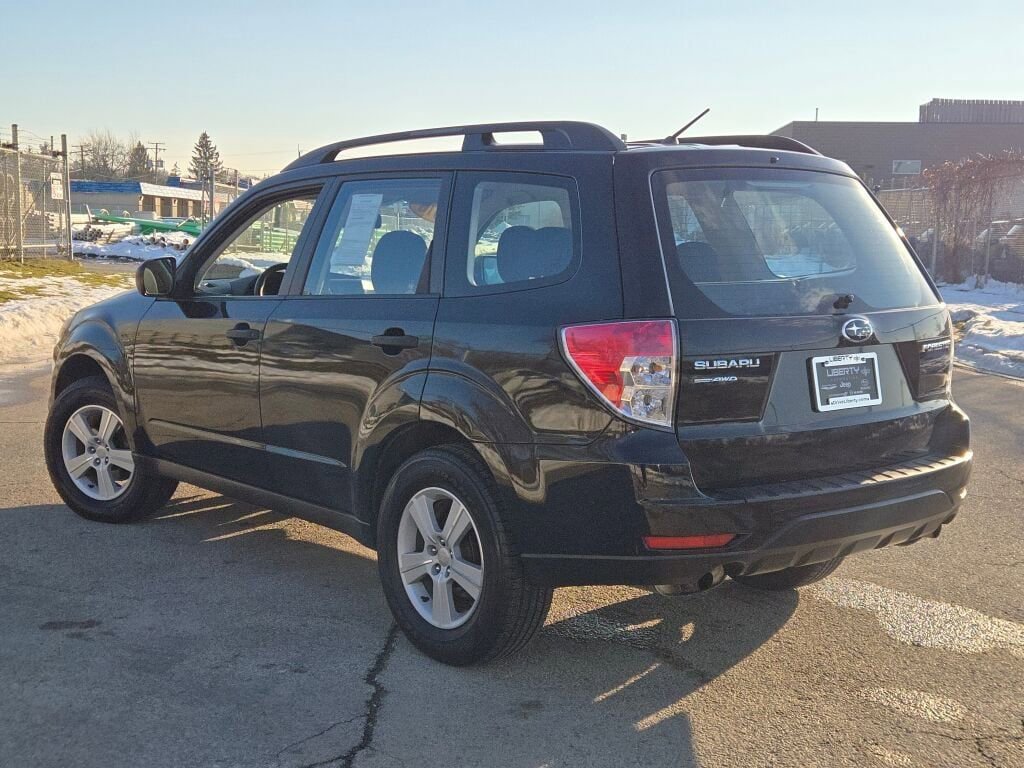 Used 2010 Subaru Forester 2.5X image 13