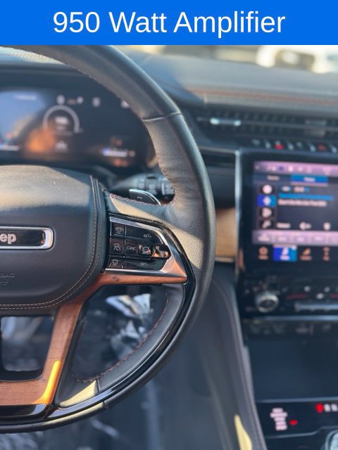 Used 2023 Jeep Grand Cherokee Summit AWD/4WD image 18