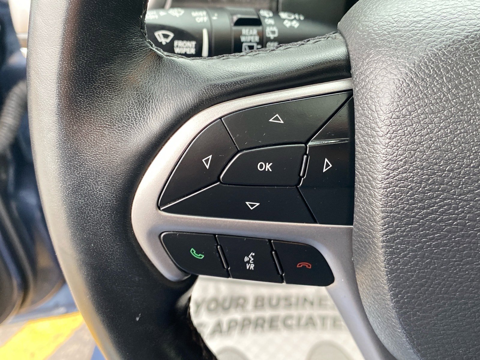 Used 2021 Jeep Grand Cherokee Limited AWD/4WD image 19