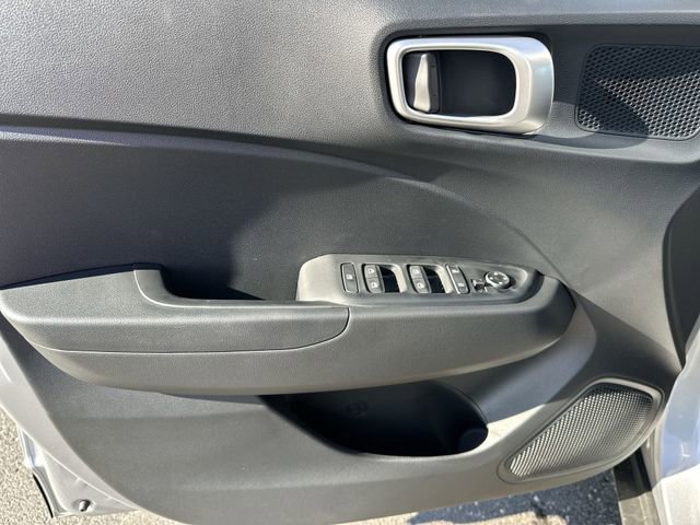 New 2026 Hyundai Venue SEL FWD image 36