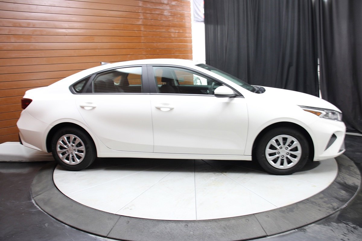 Used 2023 Kia Forte LX FWD image 11