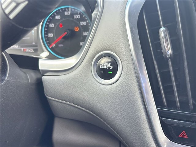 Used 2018 Chevrolet Traverse LT image 16