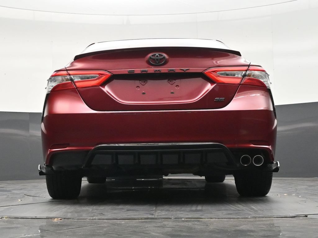 Used 2018 Toyota Camry SE FWD image 23