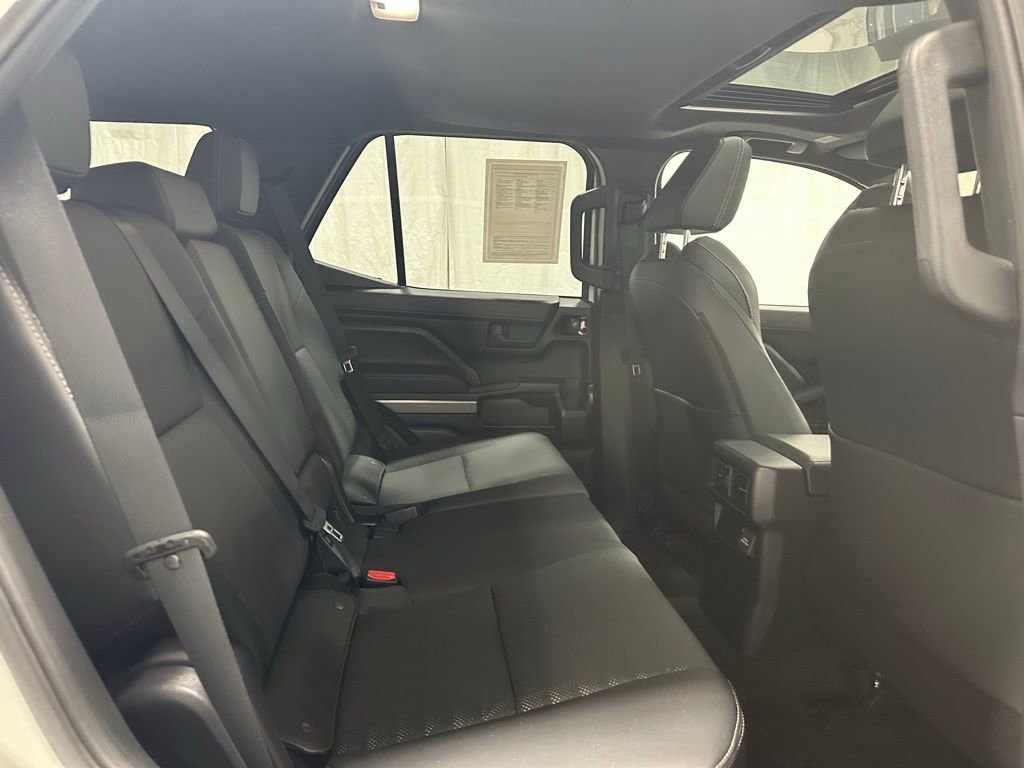 Used 2025 Toyota 4Runner TRD Off-Road Premium image 53