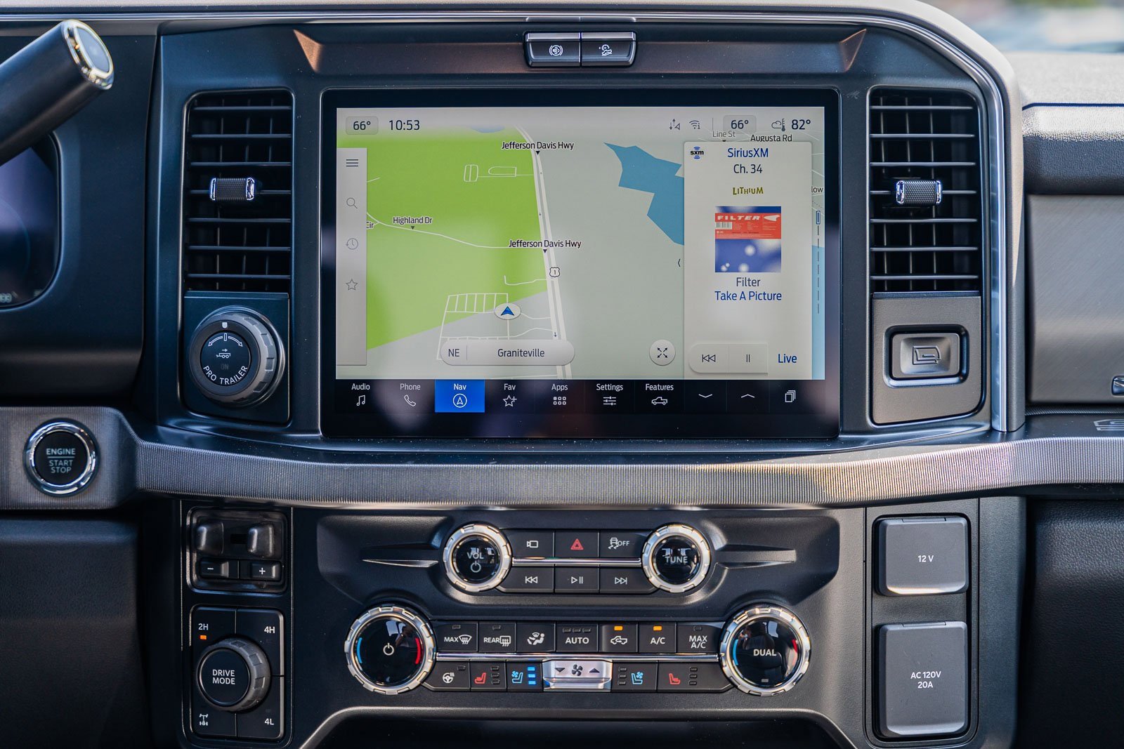 New 2025 Ford F250 Platinum image 45