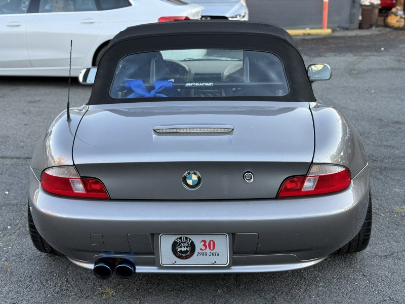 Used 2002 BMW Z3 3.0i image 10