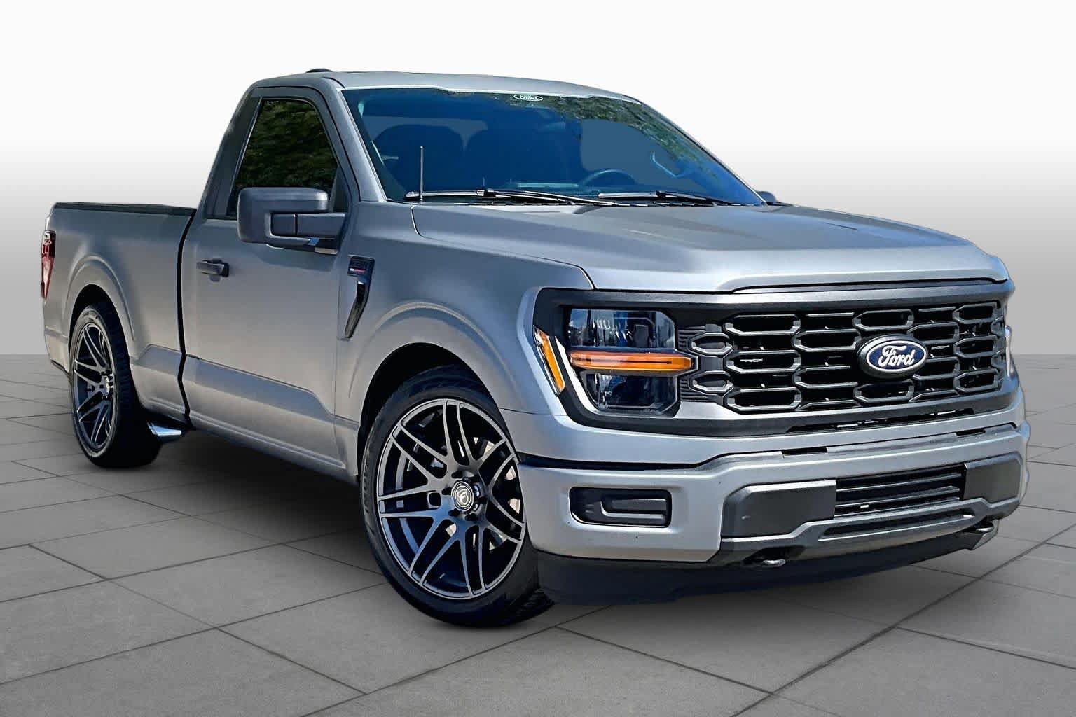 Used 2025 Ford F150 XL AWD/4WD image 3