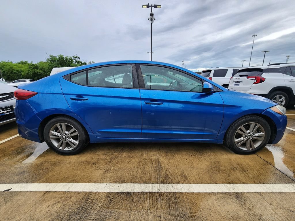 Used 2018 Hyundai Elantra Value Edition FWD image 6
